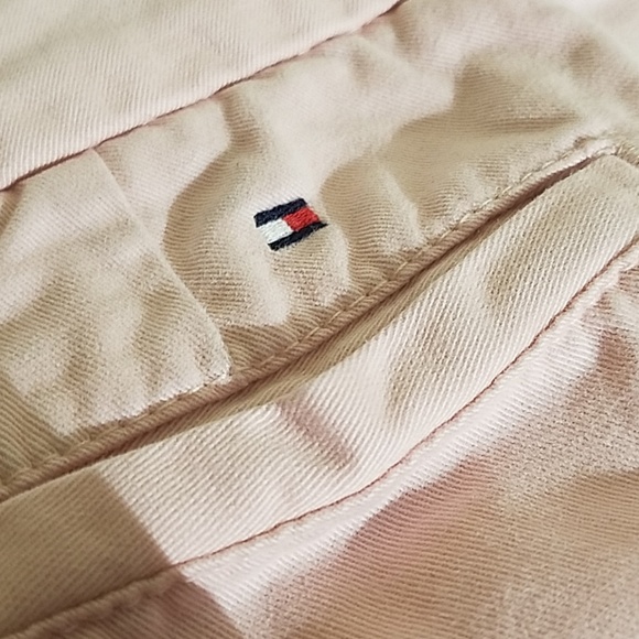 Tommy Hilfiger pink womens shorts size (6)A34 - Picture 5 of 5